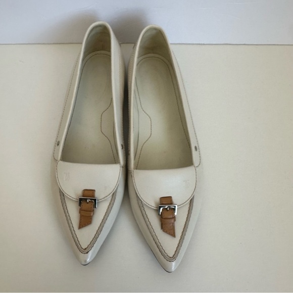 TODS cream woamas flats - Picture 2 of 9